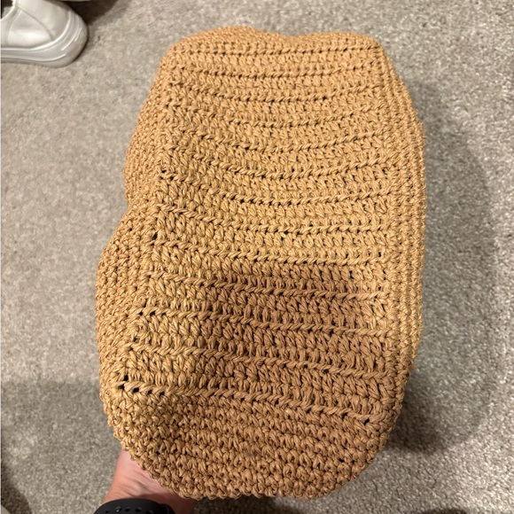 Brand new gorgeous straw clutch - Picture 3 of 3